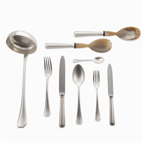 Silver flatware service (87)