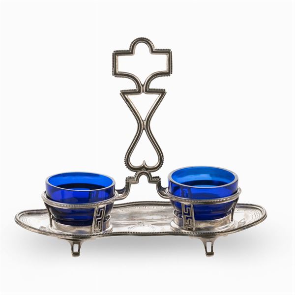 Silver salt cellar