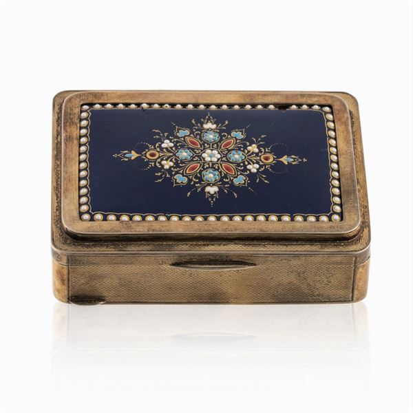 Gilded silver and polychrome enamel box  (Germany, 19th-20th century)  - Auction FINE SILVER AND ART OF THE TABLE - Colasanti Casa d'Aste