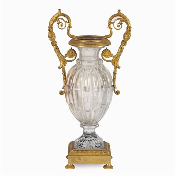 Vaso in cristallo e bronzo dorato