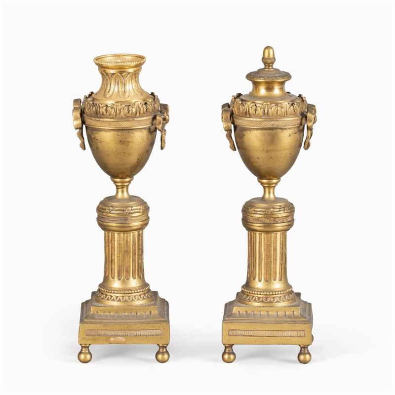 Coppia di Cassolettes in Bronzo Dorato