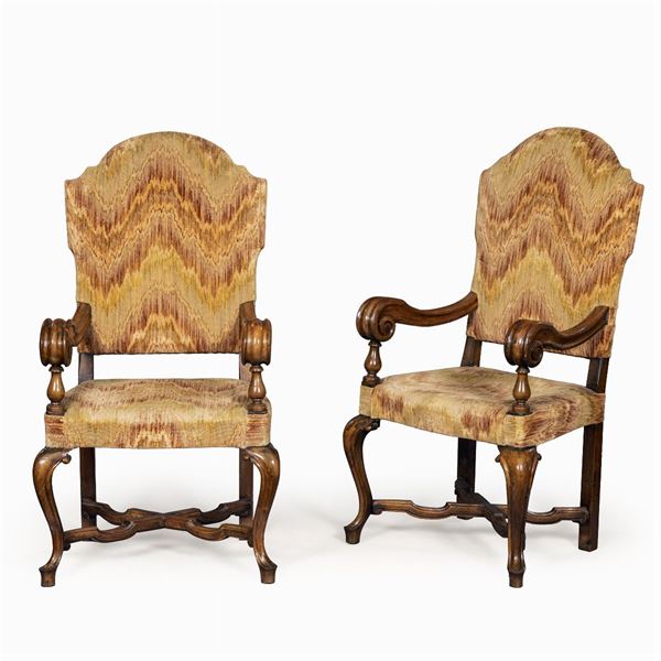 Pair of walnut armchairs  (Italy, 19th century)  - Auction Old Master Paintings, Furniture, Sculpture and  Works of Art - Colasanti Casa d'Aste