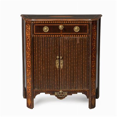 Piccola Credenza in Mogano
