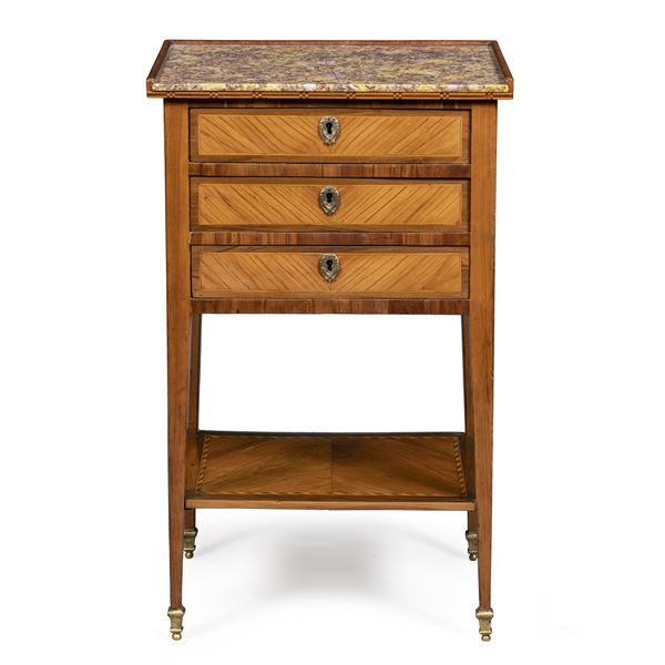 Various woods dresser  (France, 19th century)  - Auction Old Master Paintings, Furniture, Sculpture and  Works of Art - Colasanti Casa d'Aste