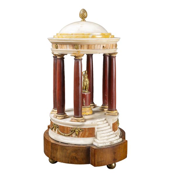 Modello di tempio monoptero in marmo  (Roma, XVIII Sec.)  - Asta Dipinti Antichi, Arredi, Sculture e Oggetti d'Arte - Colasanti Casa d'Aste