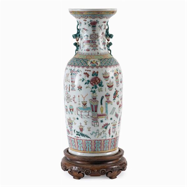 Vaso Famiglia Rosa in porcellana policroma