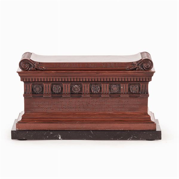 Modello del sarcofago di Lucio Cornelio Scipione  (XIX-XX Sec.)  - Asta Dipinti Antichi, Arredi, Sculture e Oggetti d'Arte - Colasanti Casa d'Aste