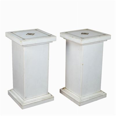 Coppia di Basi in Marmo Bianco