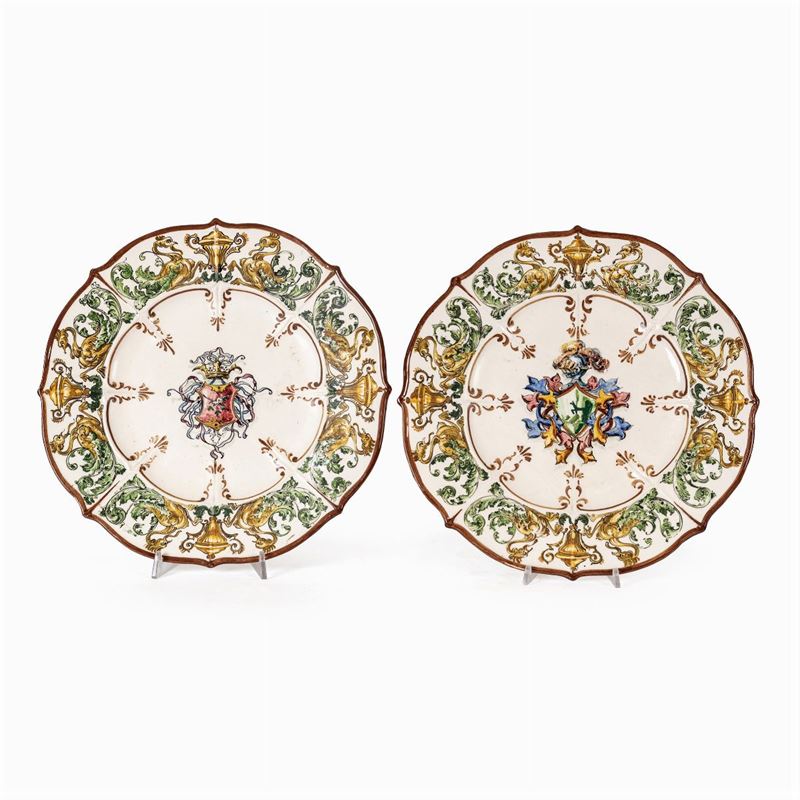 Coppia di Piatti in Ceramica
