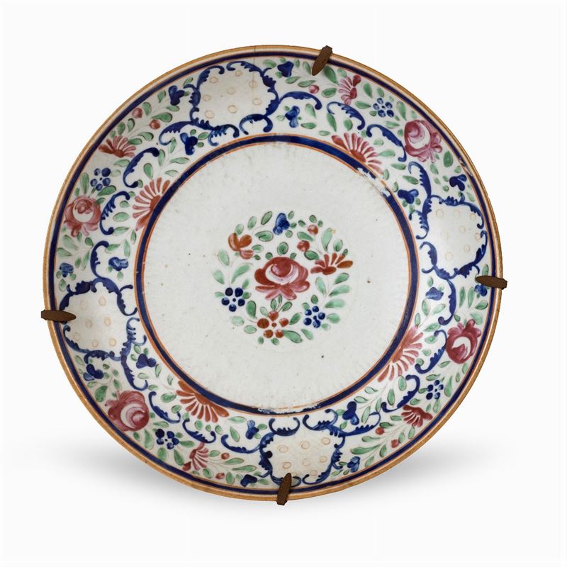Piatto in Maiolica Policroma