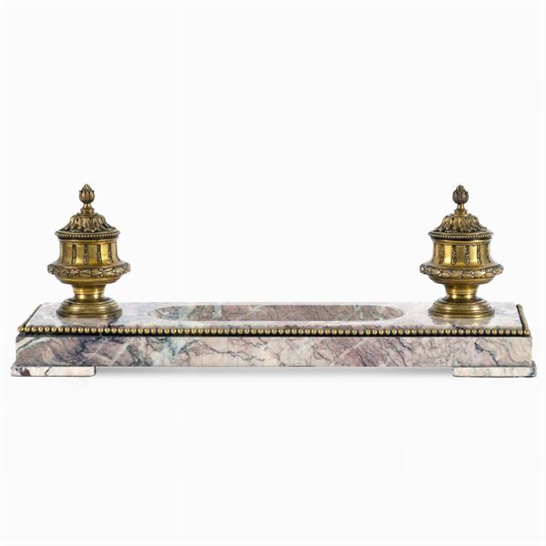 Calamaio in marmo e bronzo dorato  (Francia, XIX Sec.)  - Asta Dipinti Antichi, Arredi, Sculture e Oggetti d'Arte - Colasanti Casa d'Aste