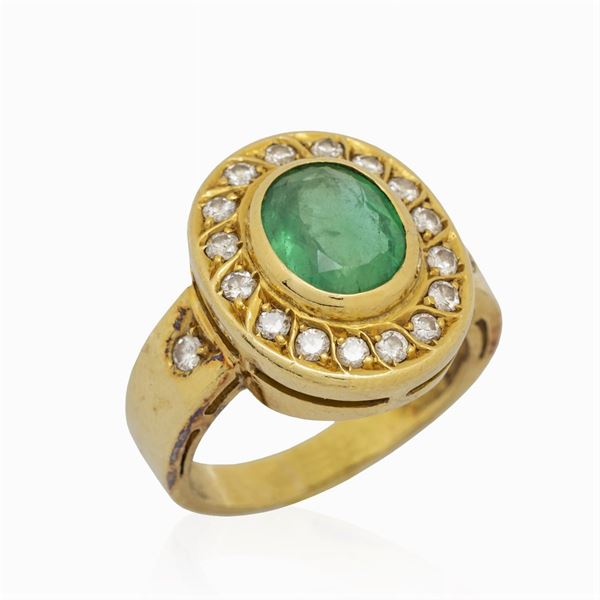 Anello in oro giallo 18kt con smeraldo naturale ct 1,90