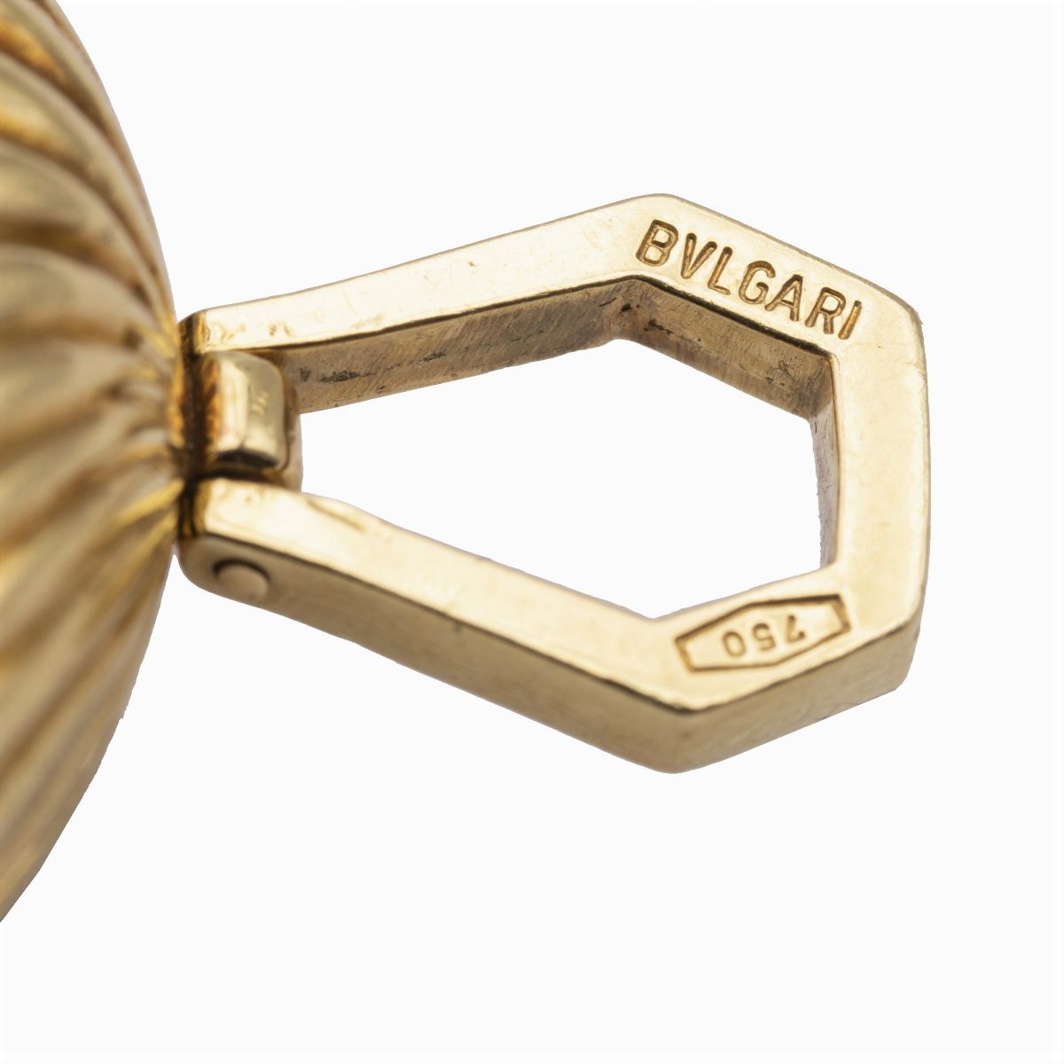 Bulgari, Pendente Portapillole Minimelone