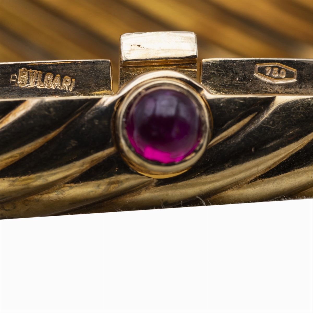 Bulgari, Pendente Portapillole Minimelone