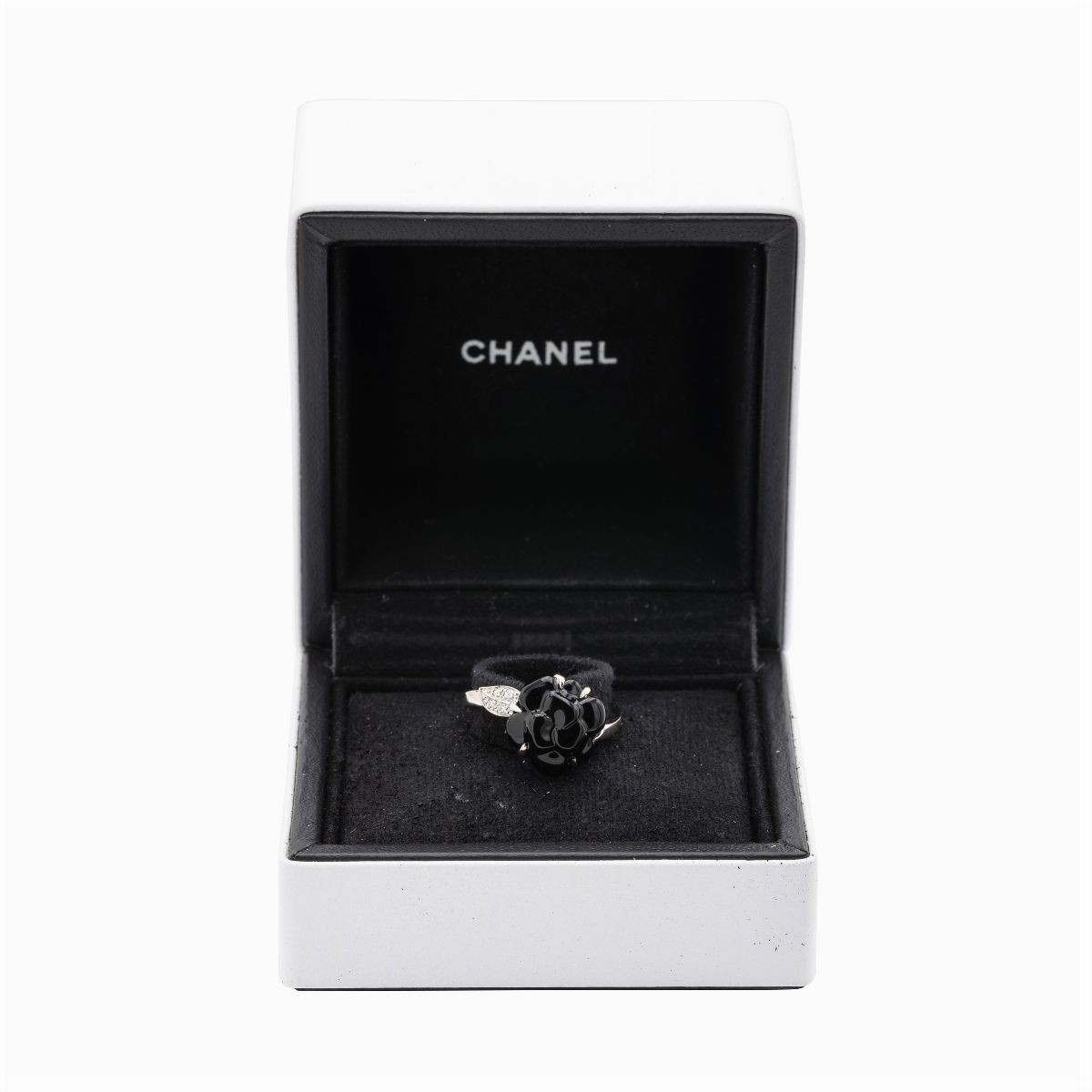 Chanel, Anello Collezione Camelia