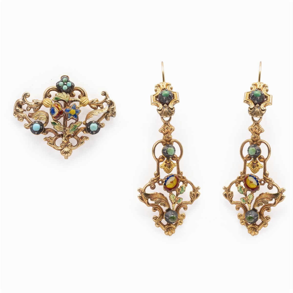 Antica Parure in Oro Giallo 18kt Decorata a Motivo Floreale e Grappoli di Uva