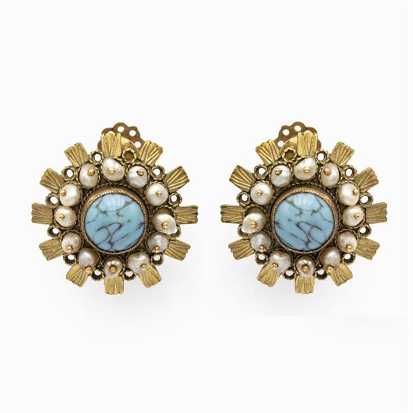 18kt yellow gold with natural turquoise leverback earrings