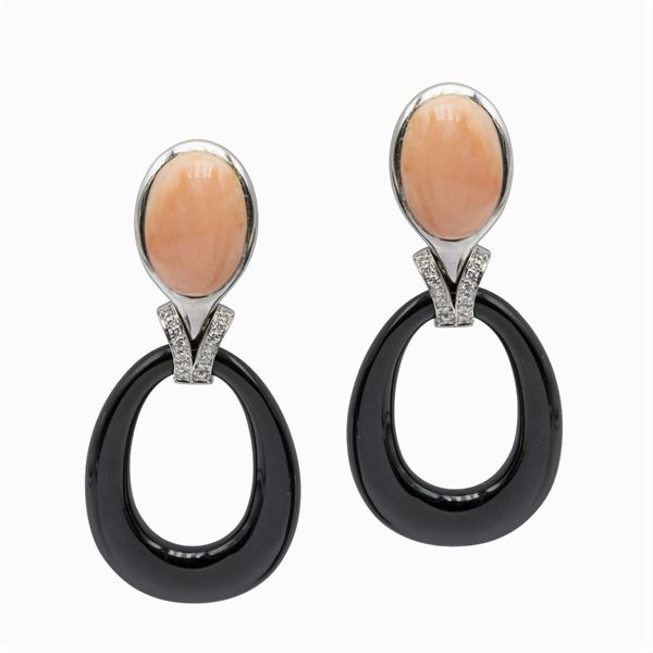 Orecchini pendenti in oro bianco 18kt  - Asta Gioielli Orologi Fashion Vintage - Colasanti Casa d'Aste