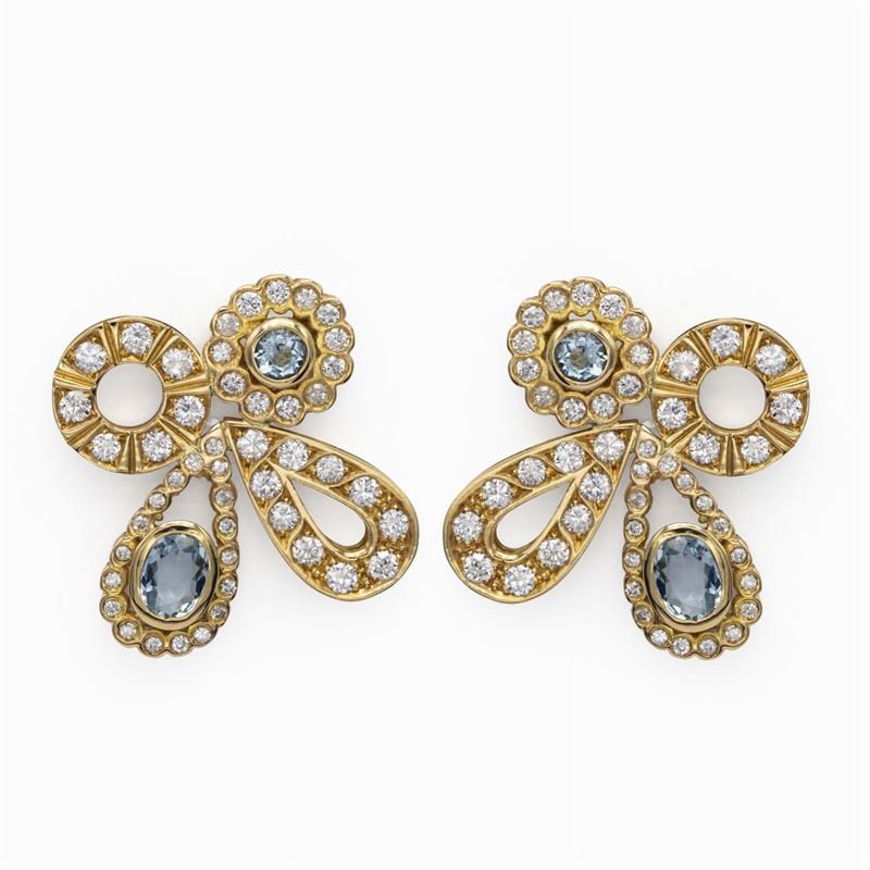 Orecchini Pendenti in Oro Giallo 18kt Acquamarine e Diamanti