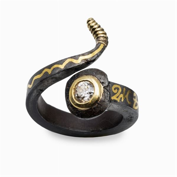 Steel and 18kt yellow gold with diamond snake ring