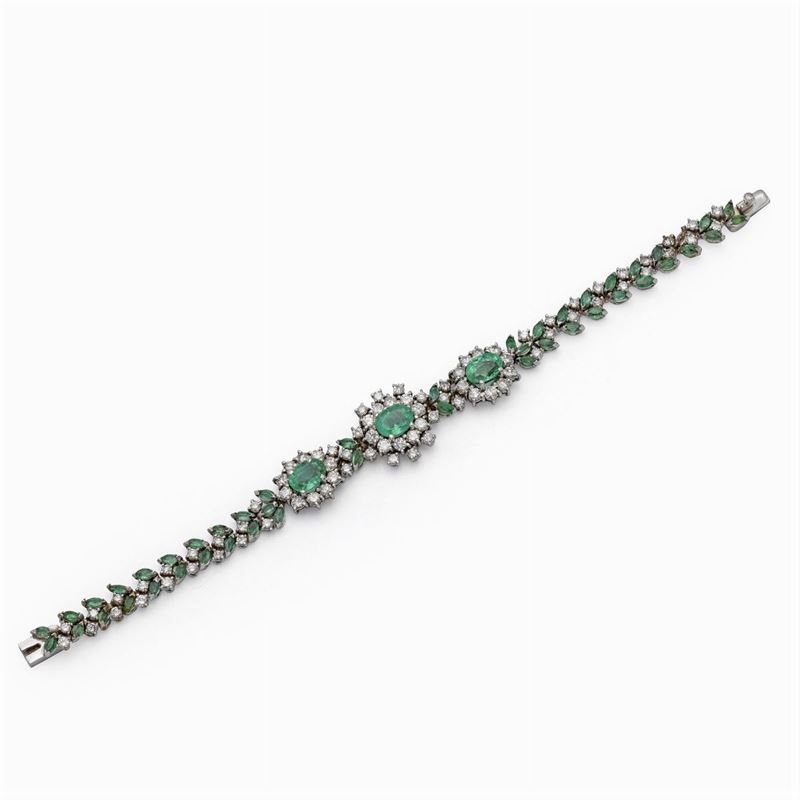 Bracciale in Oro Bianco 14kt con Smeraldi e Diamanti