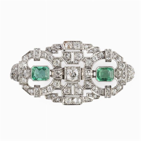Spilla Decò in platino diamanti e smeraldi  - Asta Gioielli Orologi Fashion Vintage - Colasanti Casa d'Aste