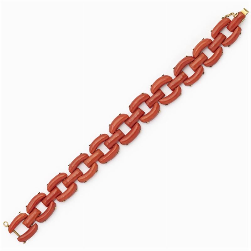 Bracciale in Oro Giallo e Corallo Rosso