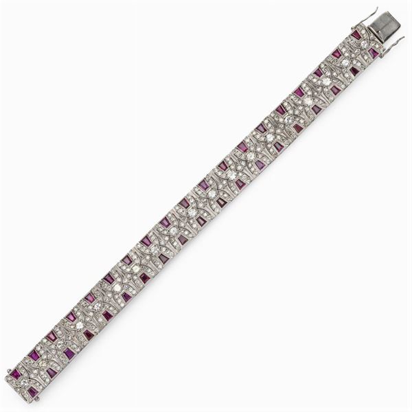 18kt white gold bracelet with diamonds and rubies