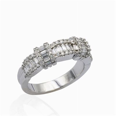 Anello in Oro Bianco 18kt e Diamanti