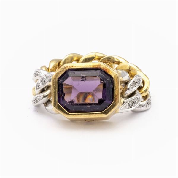 18kt two color gold ring with amethyst