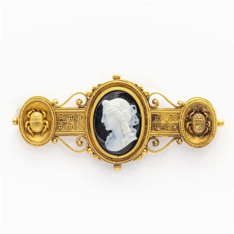 Spilla in Oro Giallo 18kt con Cammeo