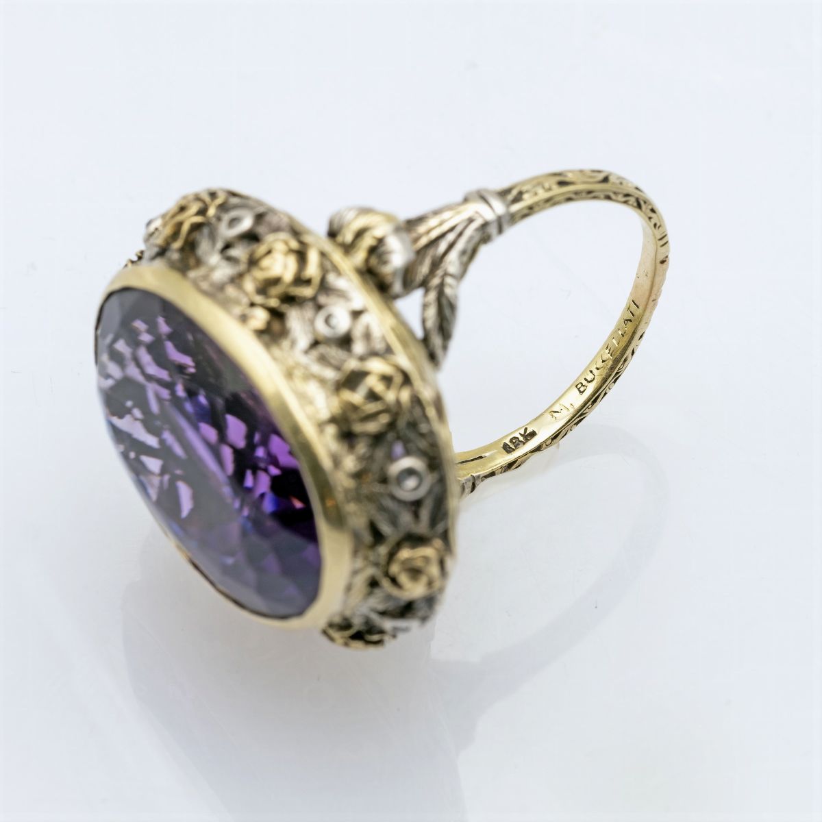 Mario Buccellati, Anello in Oro Giallo 18kt e Argento con Ametista