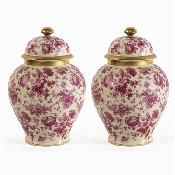 Pair of porcelain potiches  (Germany, 20th century)  - Auction From Important Roman Collections - Colasanti Casa d'Aste
