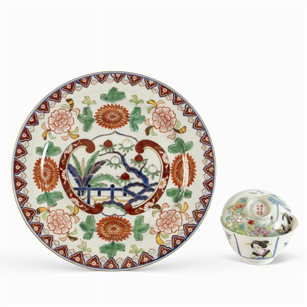 Group of polychrome porcelain objects (2)  (Japan, 20th century)  - Auction From Important Roman Collections - Colasanti Casa d'Aste