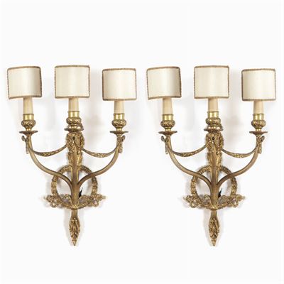 Coppia di Appliques a Tre Luci in Bronzo Dorato