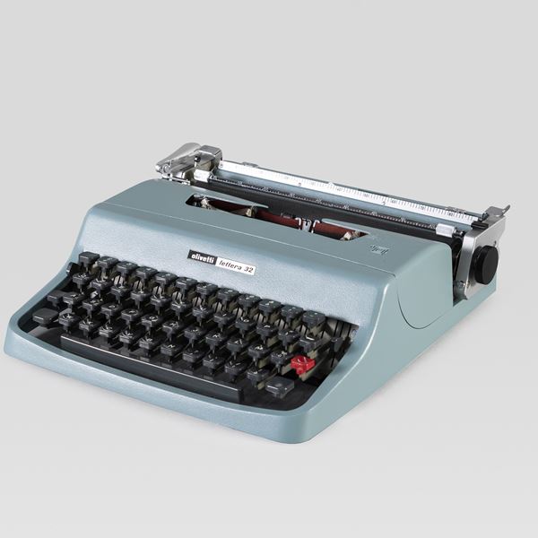 Olivetti Lettera 32  (Italia, anni 60)  - Asta Design e Arti Decorative del 900 - Colasanti Casa d'Aste