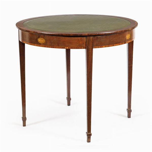 Inlaid wood centerpiece table