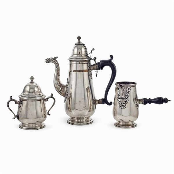 Silver coffee service (3)