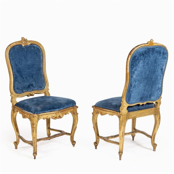 Sei sedie in legno dorato