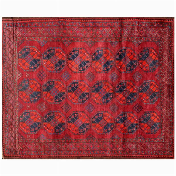 Oriental carpet