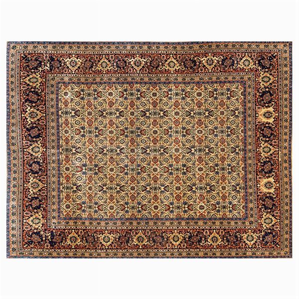 Oriental carpet