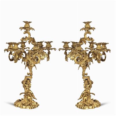 Coppia di Candelabri a Sette Luci in Bronzo Dorato