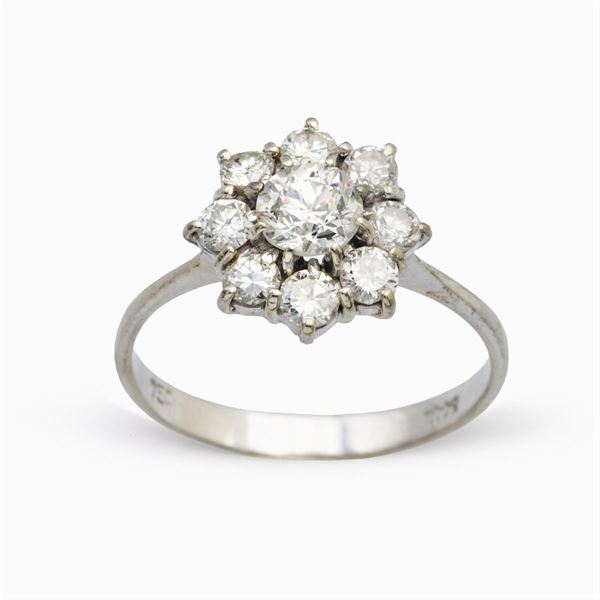 Anello in oro bianco 18kt e rosa di diamanti