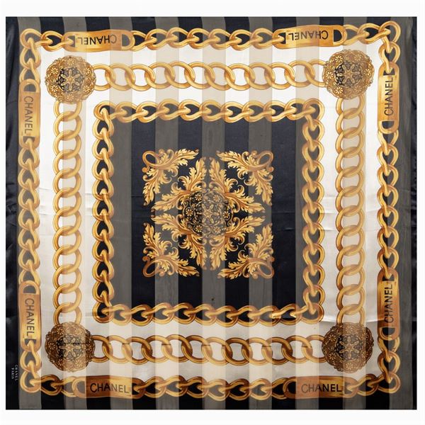 Chanel foulard vintage  - Asta Gioielli Orologi e Fashion Vintage - Colasanti Casa d'Aste