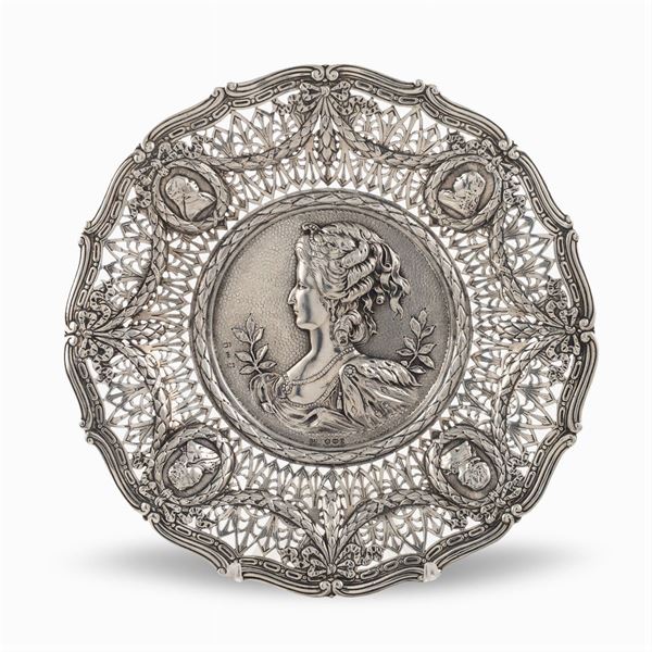 Silver Centerpiece plate