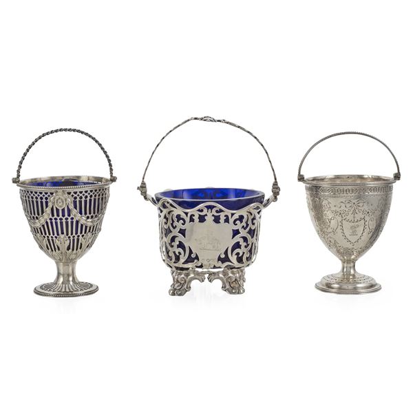 Gruppo di cestini in argento con manico (3)  (XVIII-XIX Sec.)  - Asta Argenti e L'Arte della tavola - Colasanti Casa d'Aste
