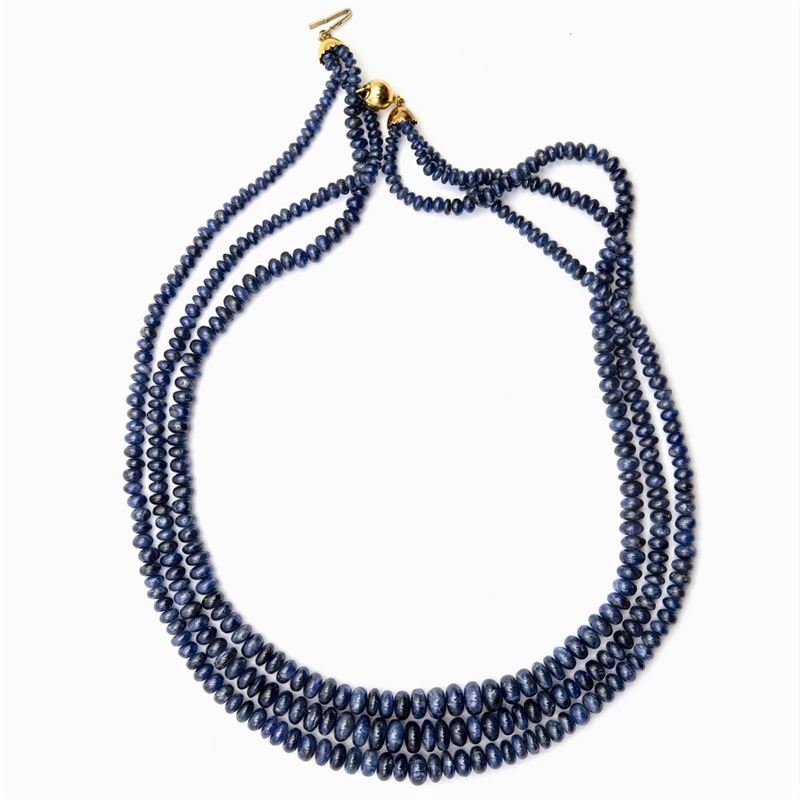 Collana a Tre Fili di Zaffiri Blu