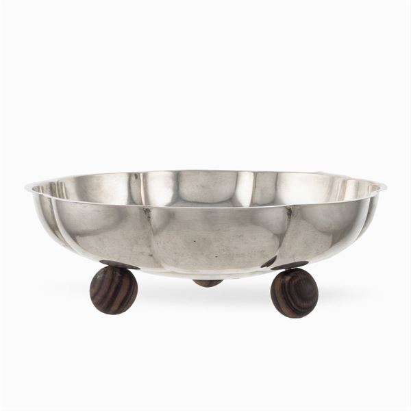 Silver centerpiece