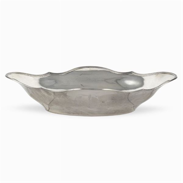 Silver centerpiece