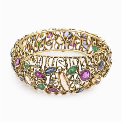 Bracciale a Manetta in Oro Giallo 18kt Tempestato da Pietre Preziose
